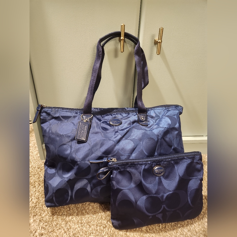 Coach Signature Navy Blue Weekender Travel With Makeup Bag Large Capacity Tote